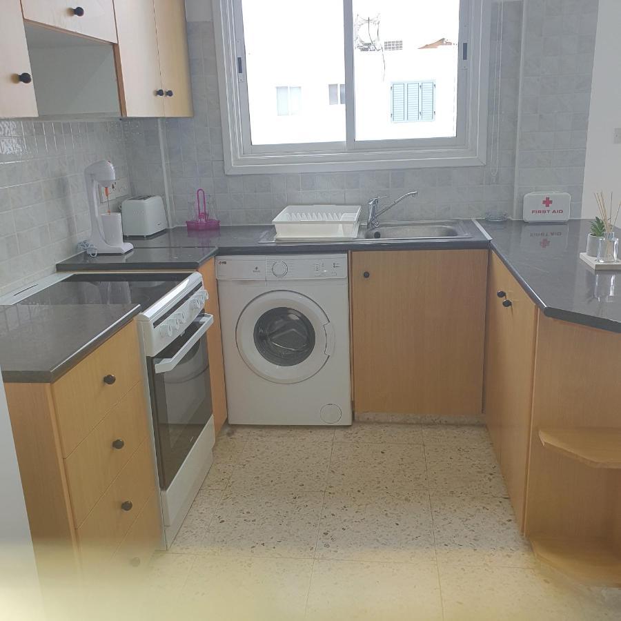 G&E Harbour Apartments Lachi Ngoại thất bức ảnh